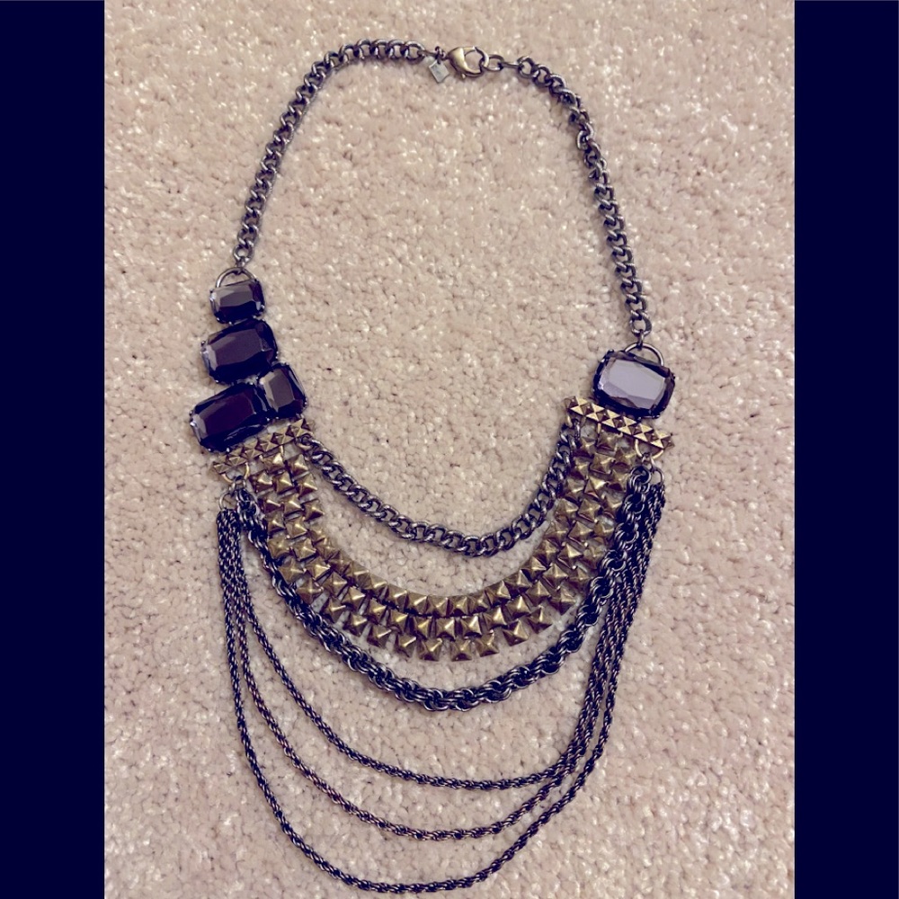 Statement necklace